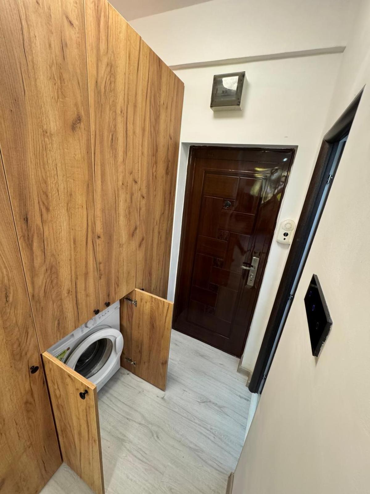 Vapartament 2 Central Хунедоара Екстериор снимка