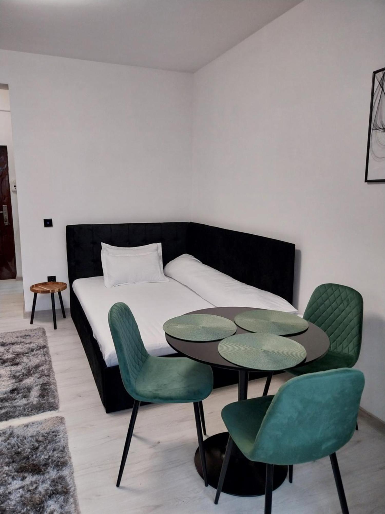 Vapartament 2 Central Хунедоара Екстериор снимка